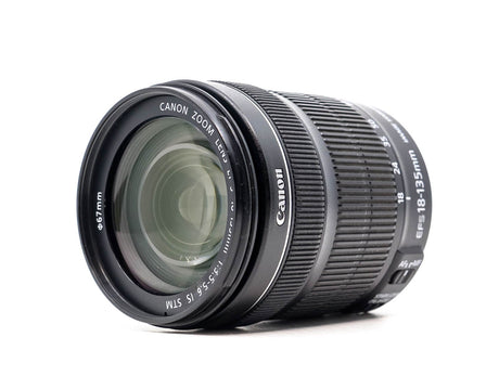 Canon EF-S 18-135mm f/3.5-5.6 IS STM 