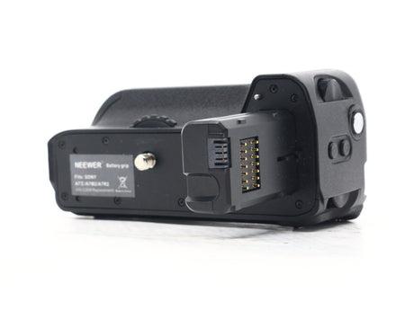 NEEWER VG-C2EM Batterigrepp