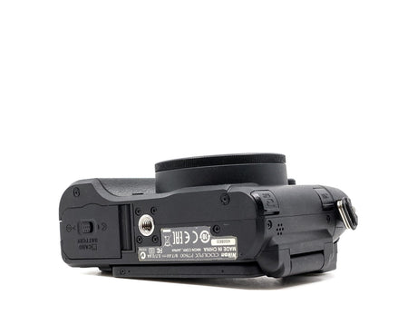 Nikon Coolpix P7800