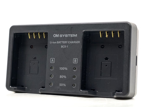 OM SYSTEM BCX-1 Laddare