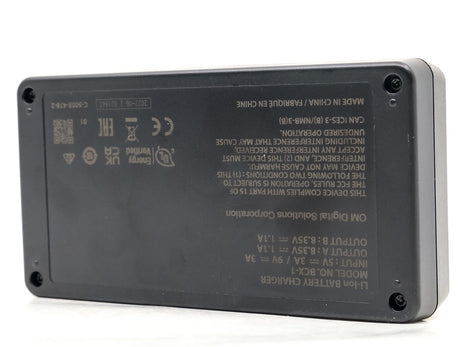 OM SYSTEM BCX-1 Laddare
