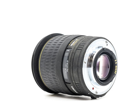 Sigma 28mm f/1.8 EX DG Macro - Sigma SA-fattning