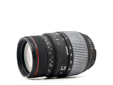 Sigma 70-300mm f/4-5.6 D APO DG Macro - Nikon-fattning