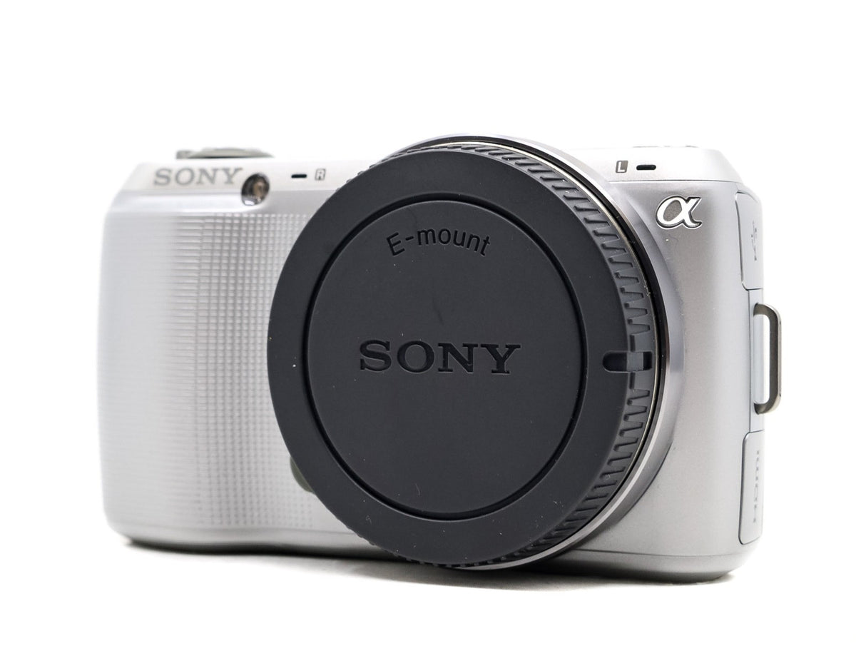 Sony Alpha NEX-C3 · main image