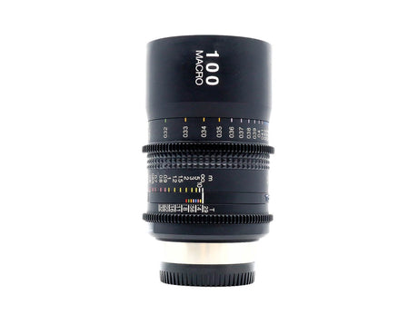 Tokina Cinema AT-X 100mm T2.9 Macro - Canon EF-fattning