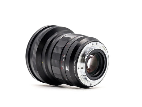 Voigtlander Nokton 10,5 mm f/0,95 – Micro Four Thirds-fattning