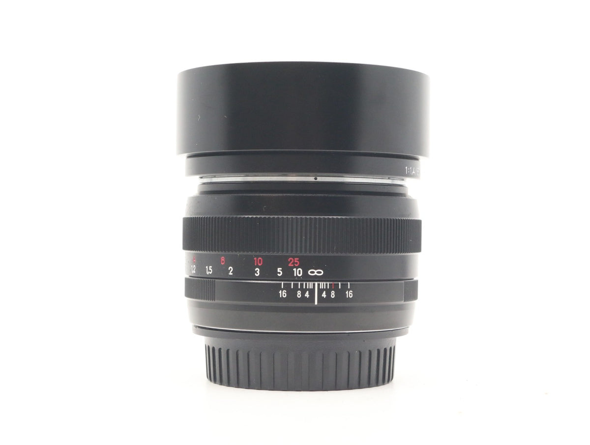 ZEISS Planar T* 50mm f/1.4 ZE - Canon EF-fattning · imagen principal