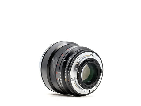 ZEISS Planar T* 85mm f/1.4 ZF.2 - Nikon-fattning