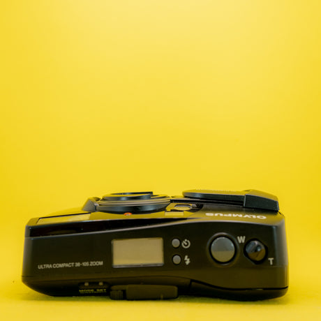 Olympus Superzoom 105 - 35 mm filmkamera