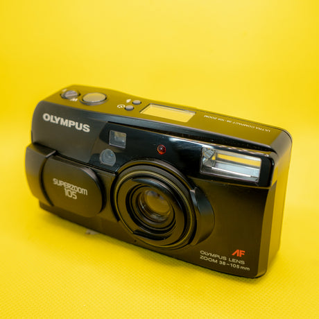 Olympus Superzoom 105 - 35 mm filmkamera