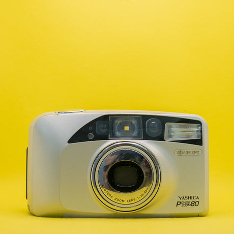 Yashica Power Zoom 80 – 35 mm filmkamera
