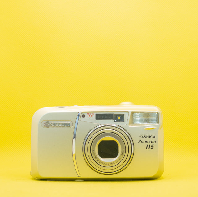 Yashica Zoomate 115 (Kyocera Premium Version) de segunda mano en Camera Market