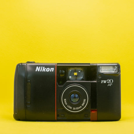 Nikon TW20 – Kompaktkamera för 35 mm-film