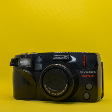 Olympus Superzoom 110 – 35 mm filmkamera